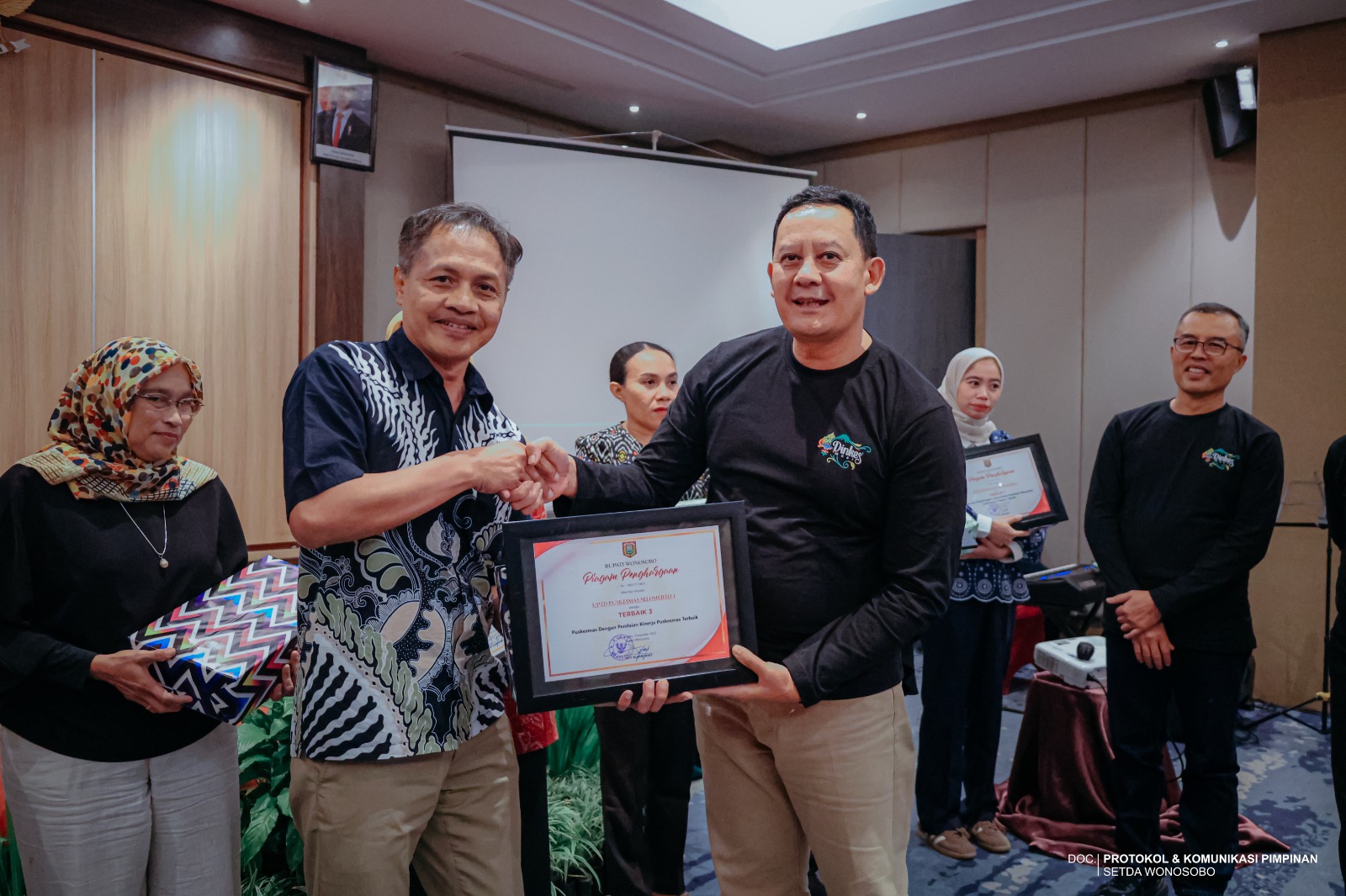 694972f7e69d1_WH5B00~1.JPE