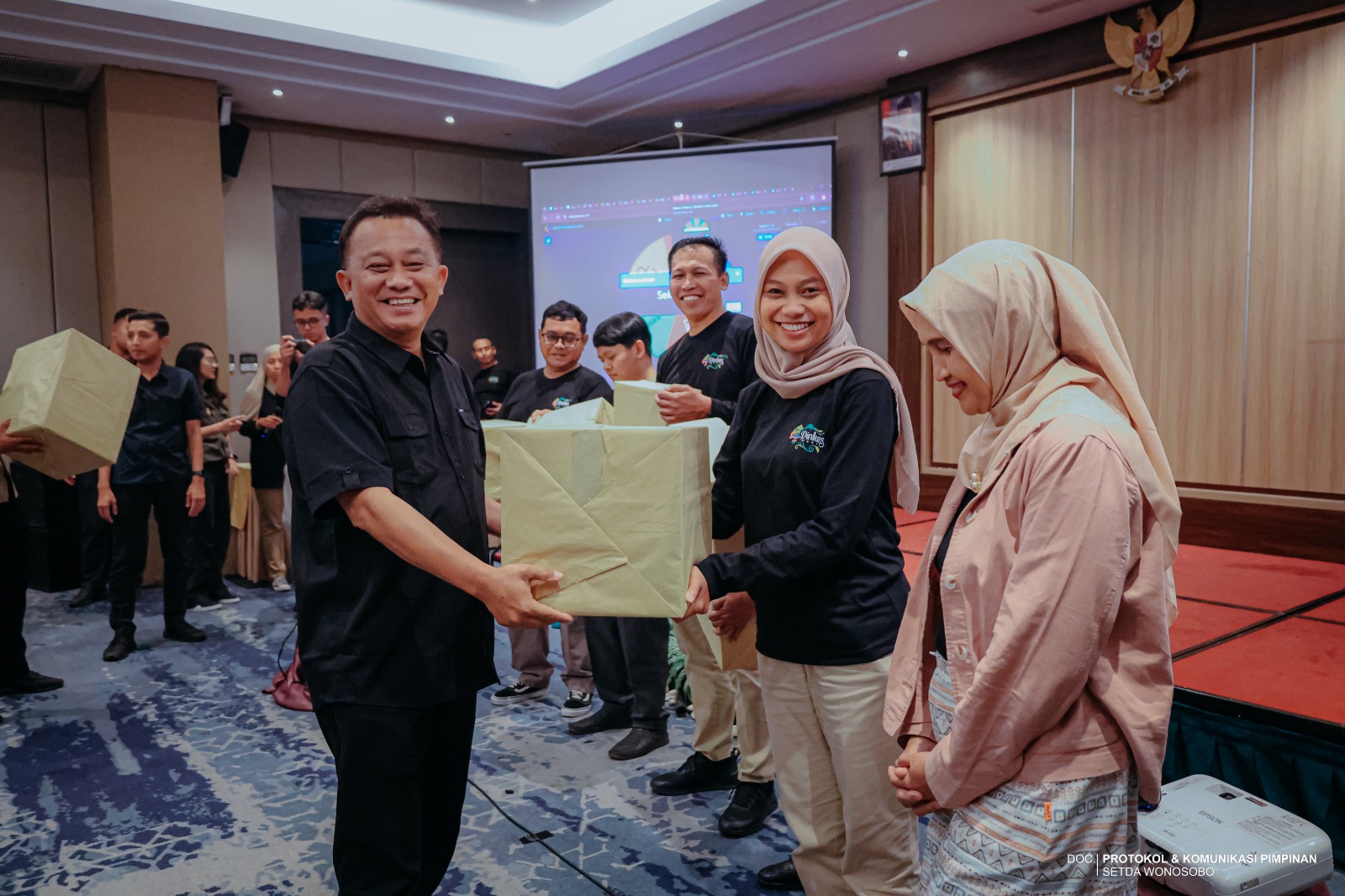 694972f905834_WHA245~1.JPE