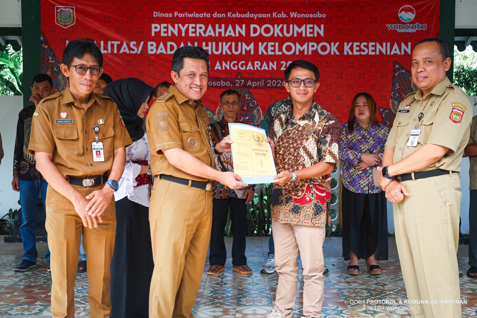 PERKUAT KELEMBAGAAN SENI, PEMKAB WONOSOBO FASILITASI LEGALITAS 66 KELOMPOK KESENIAN