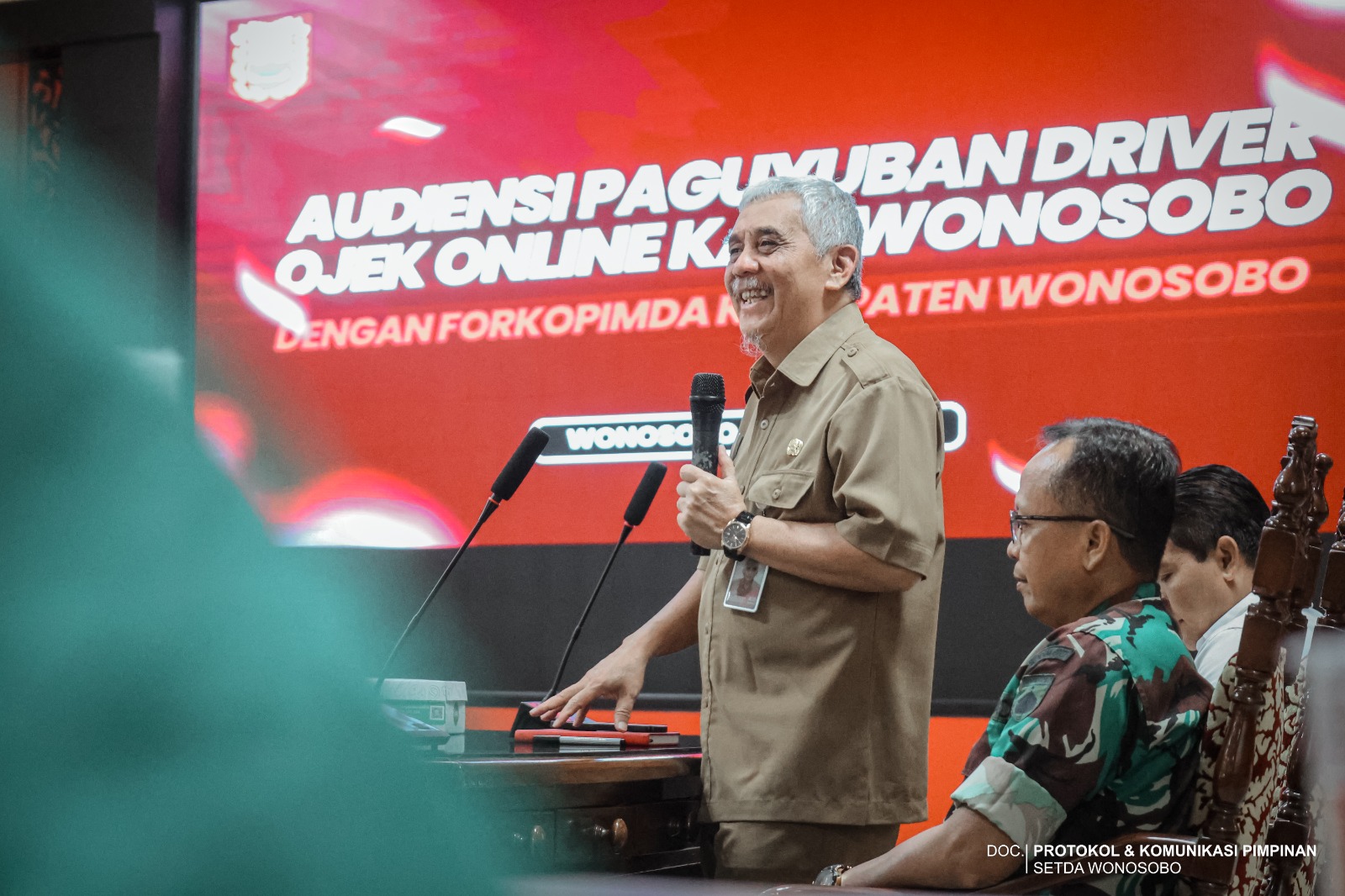 AUDIENSI DRIVER OJOL DAN FORKOPIMDA WONOSOBO PERKUAT SINERGI DAN KOMUNIKASI ASPIRATIF