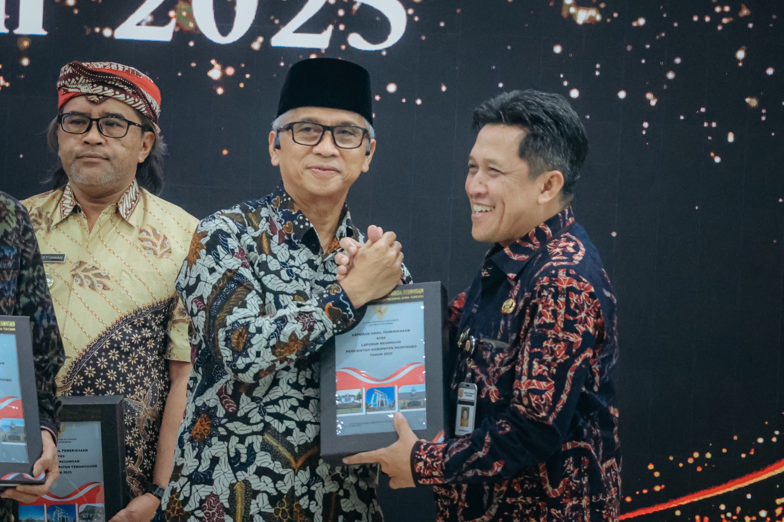 Penyerahan Opini Wajar Tanpa Pengecualian (WTP) dari Badan Pemeriksa Keuangan (BPK) RI atas Laporan Keuangan Pemerintah Daerah (LKPD) Tahun Anggaran 2025
