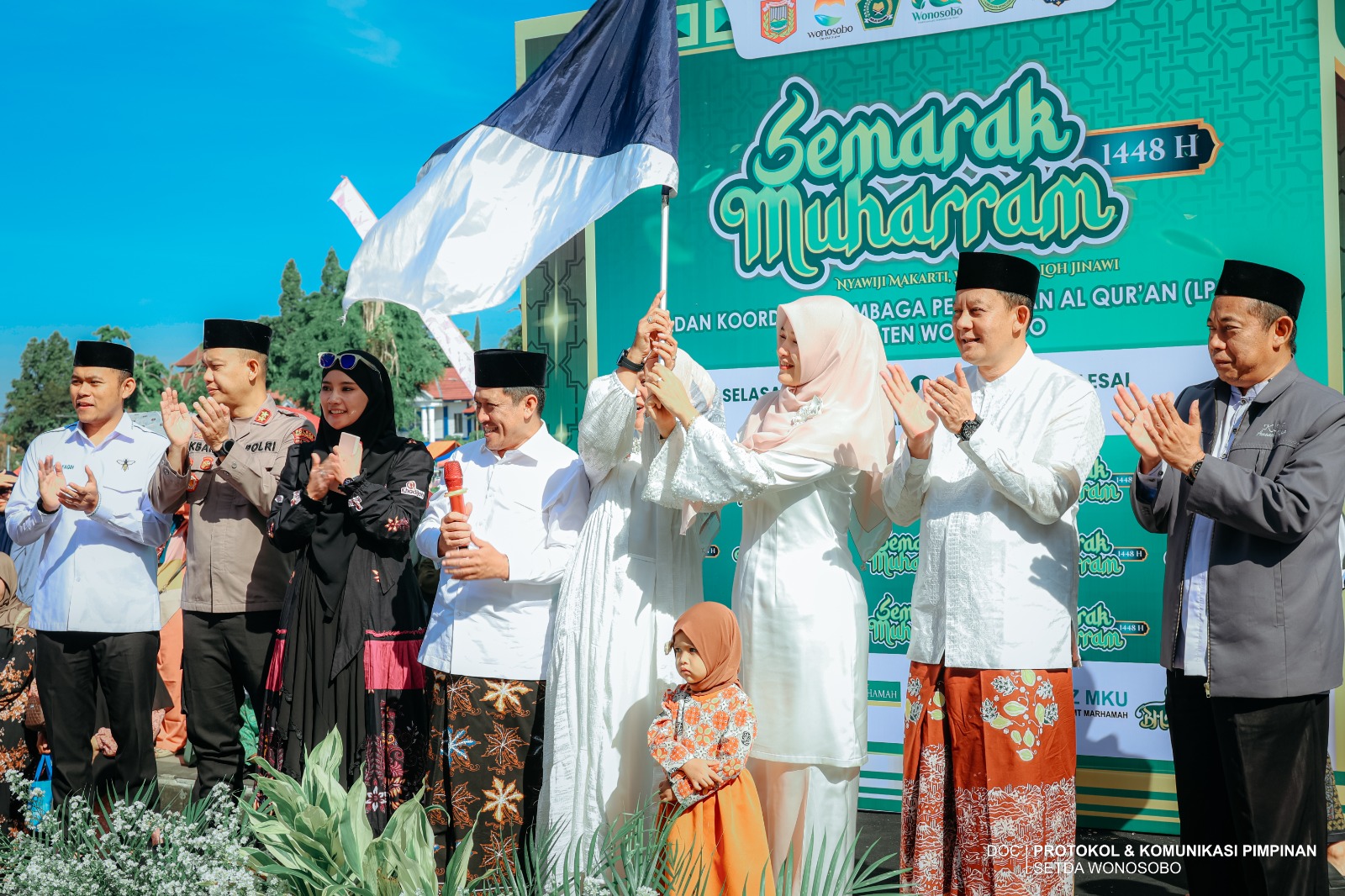 SEMARAK MUHARRAM 1448 H DAN PAWAI TA’ARUF 15.000 SANTRI MERIAHKAN HARI JADI KE-201 WONOSOBO